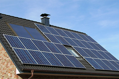 Solar panels in Canada